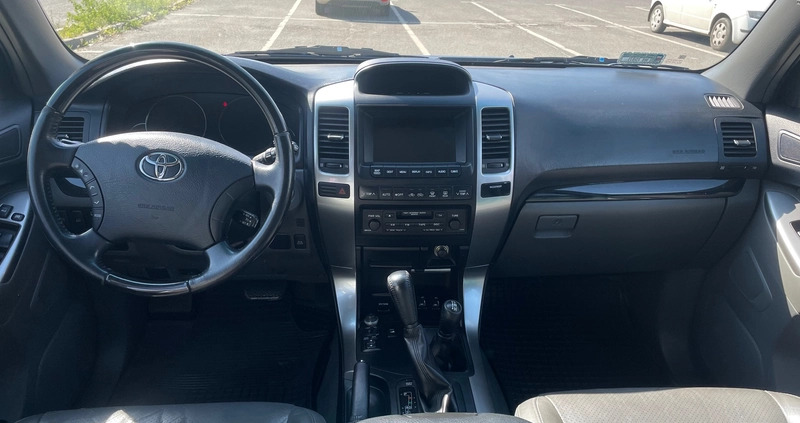 Toyota Land Cruiser cena 99000 przebieg: 229000, rok produkcji 2007 z Warszawa małe 22